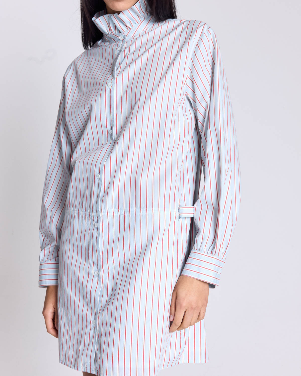 Robe Carmen rayures rouge fond bleu