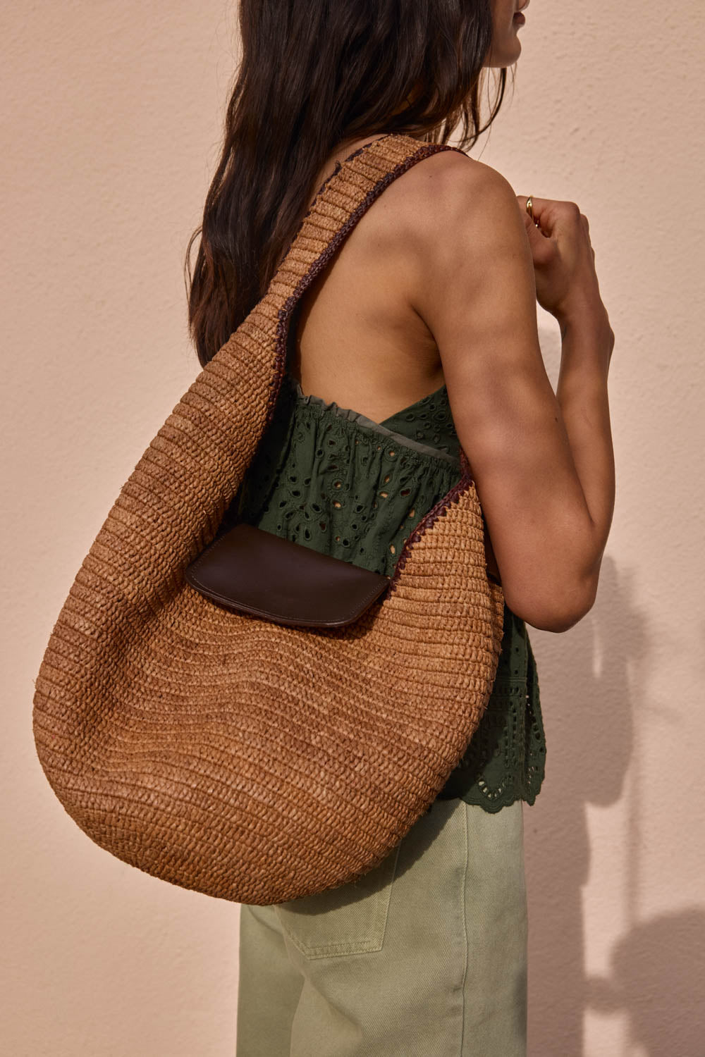 Panier Umbra raphia et chocolat
