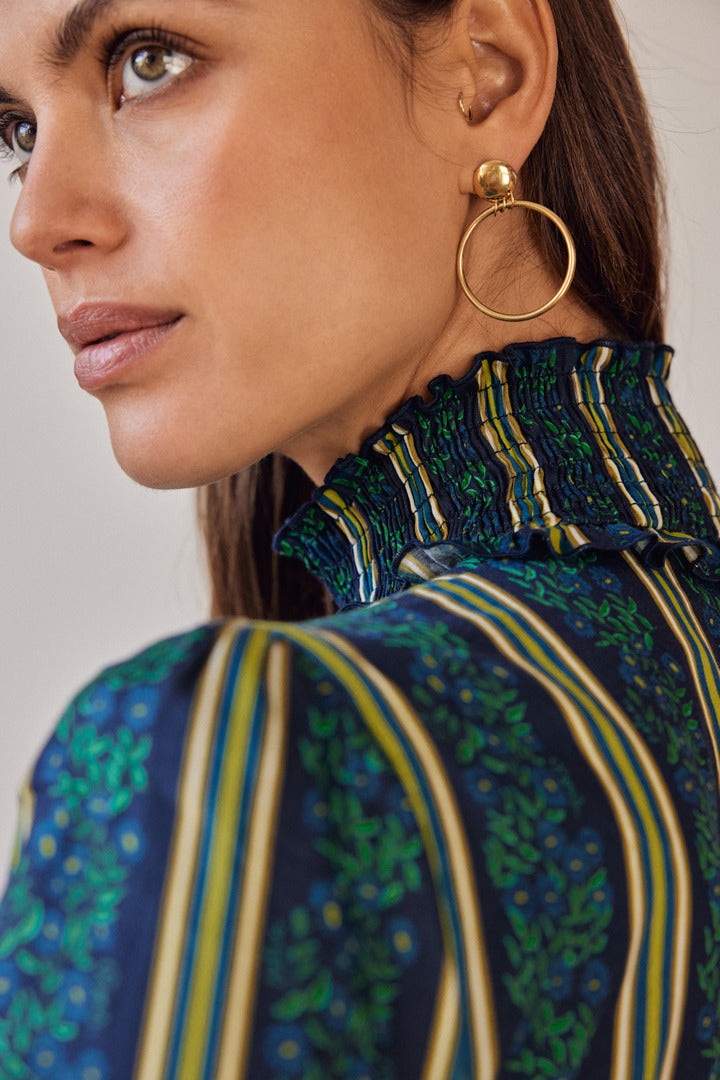 Boucles d'oreille Tila doré
