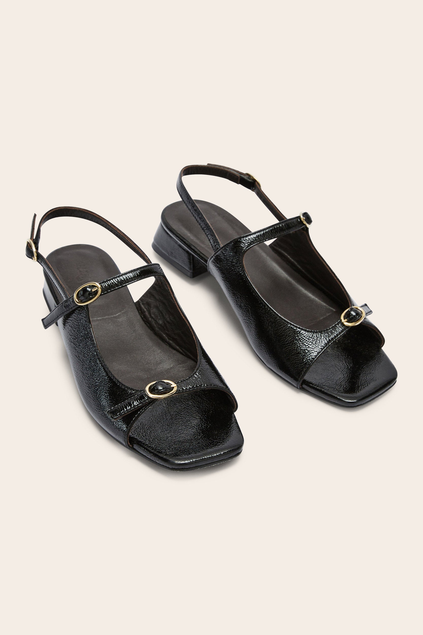 Sandales Joana vernis froissé noir