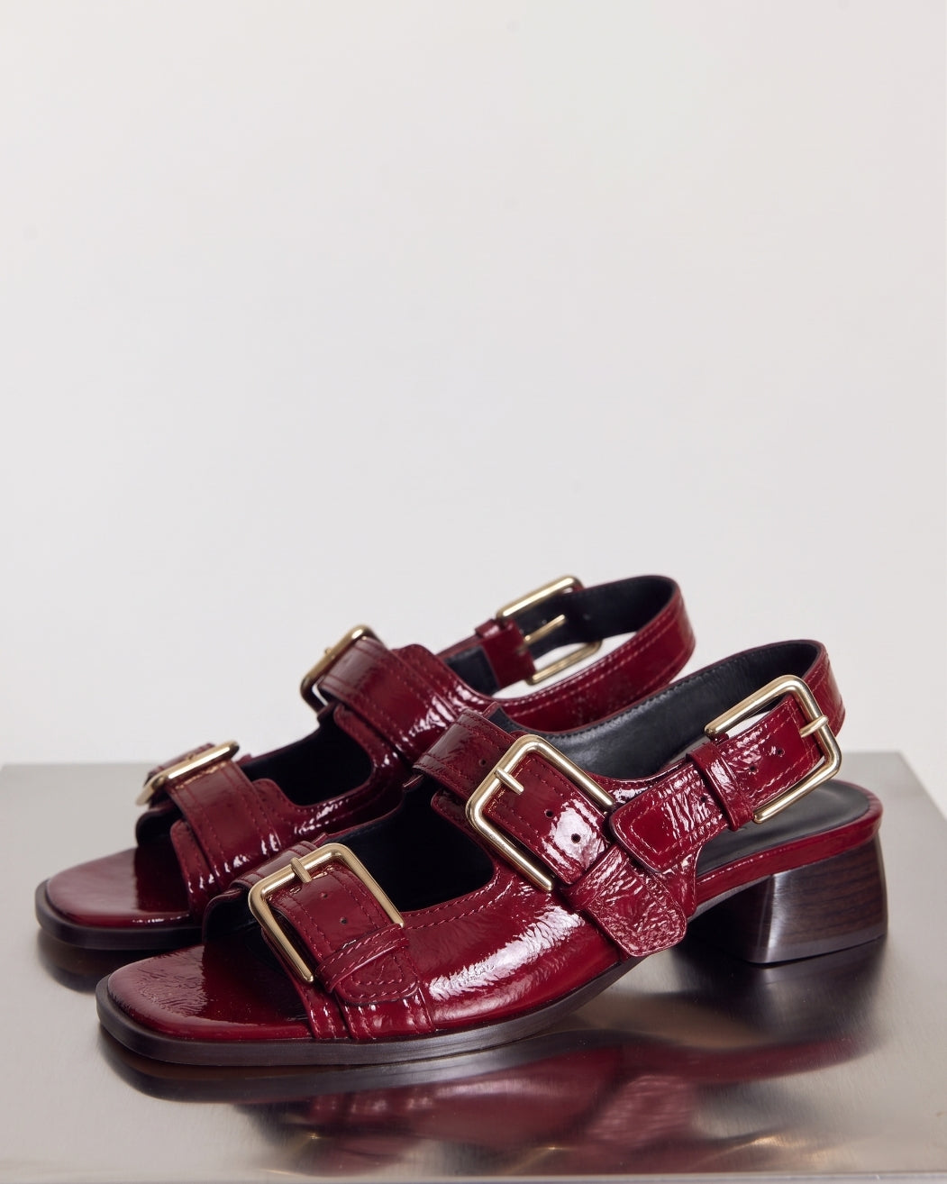 Sandales Flor vernis froissé rouge