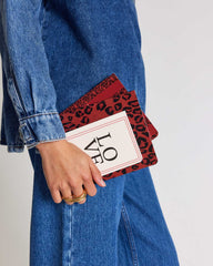 Carnet A5 léopard rouge All you need is