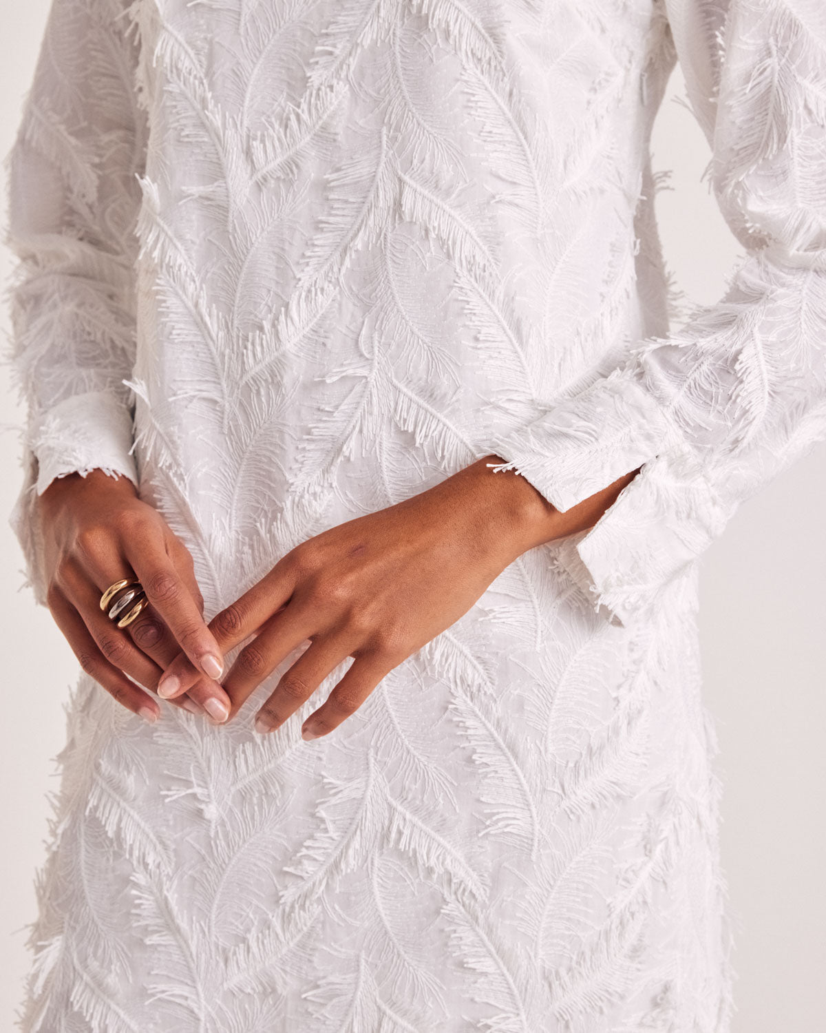 Robe Amada plume blanche