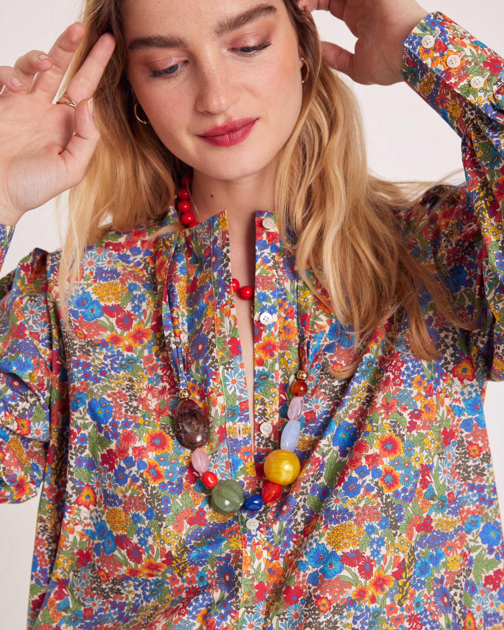 Collier Honey perle en tissu Liberty bleu et jaune