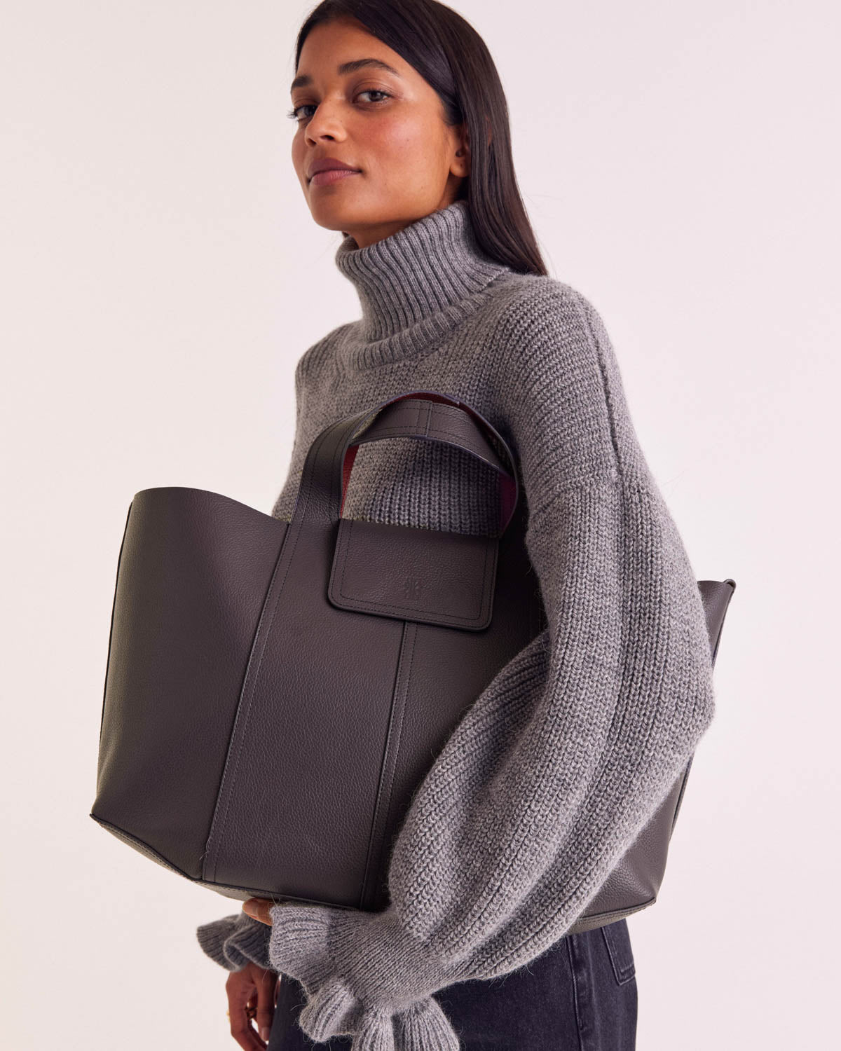 Cabas Esteban gris anthracite et lie de vin