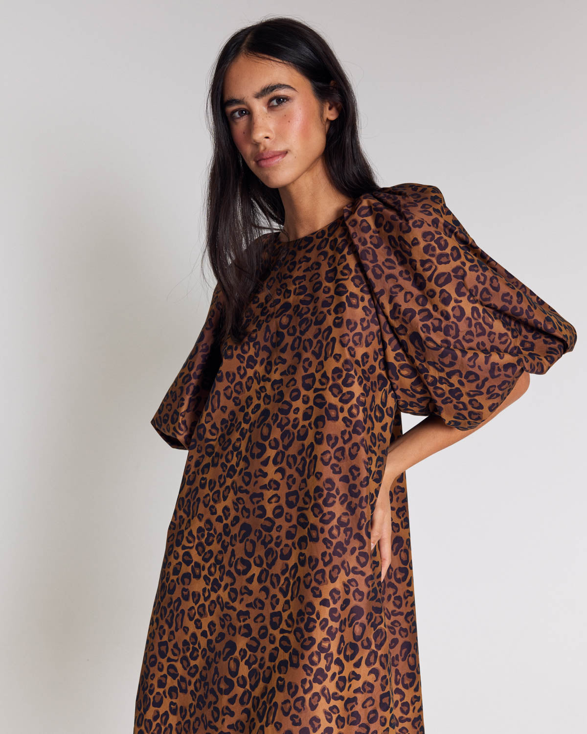 Robe Livia léopard noisette