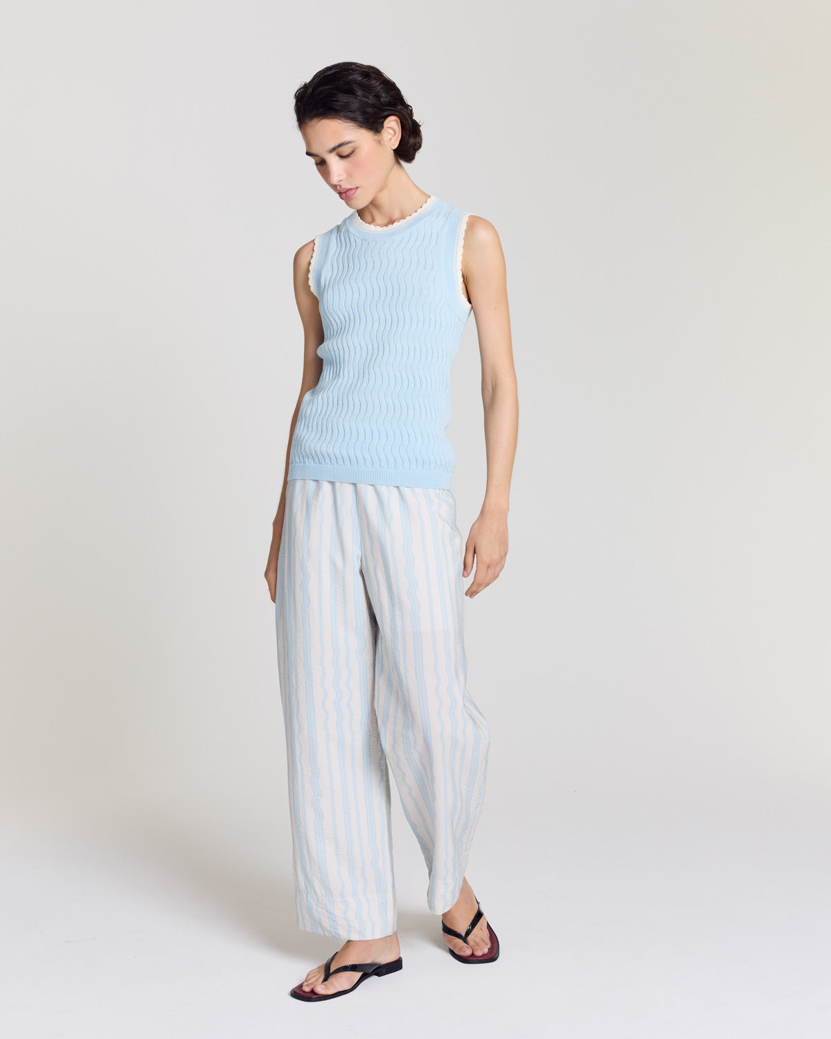 Pantalon Hollis rayures onde fond blanc