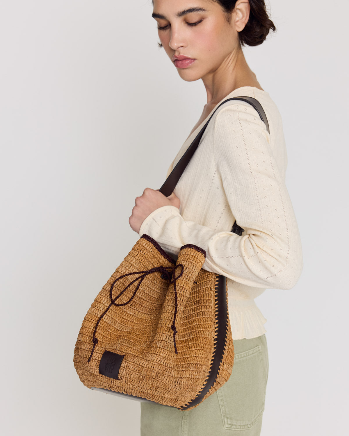 Panier Sola raphia et chocolat
