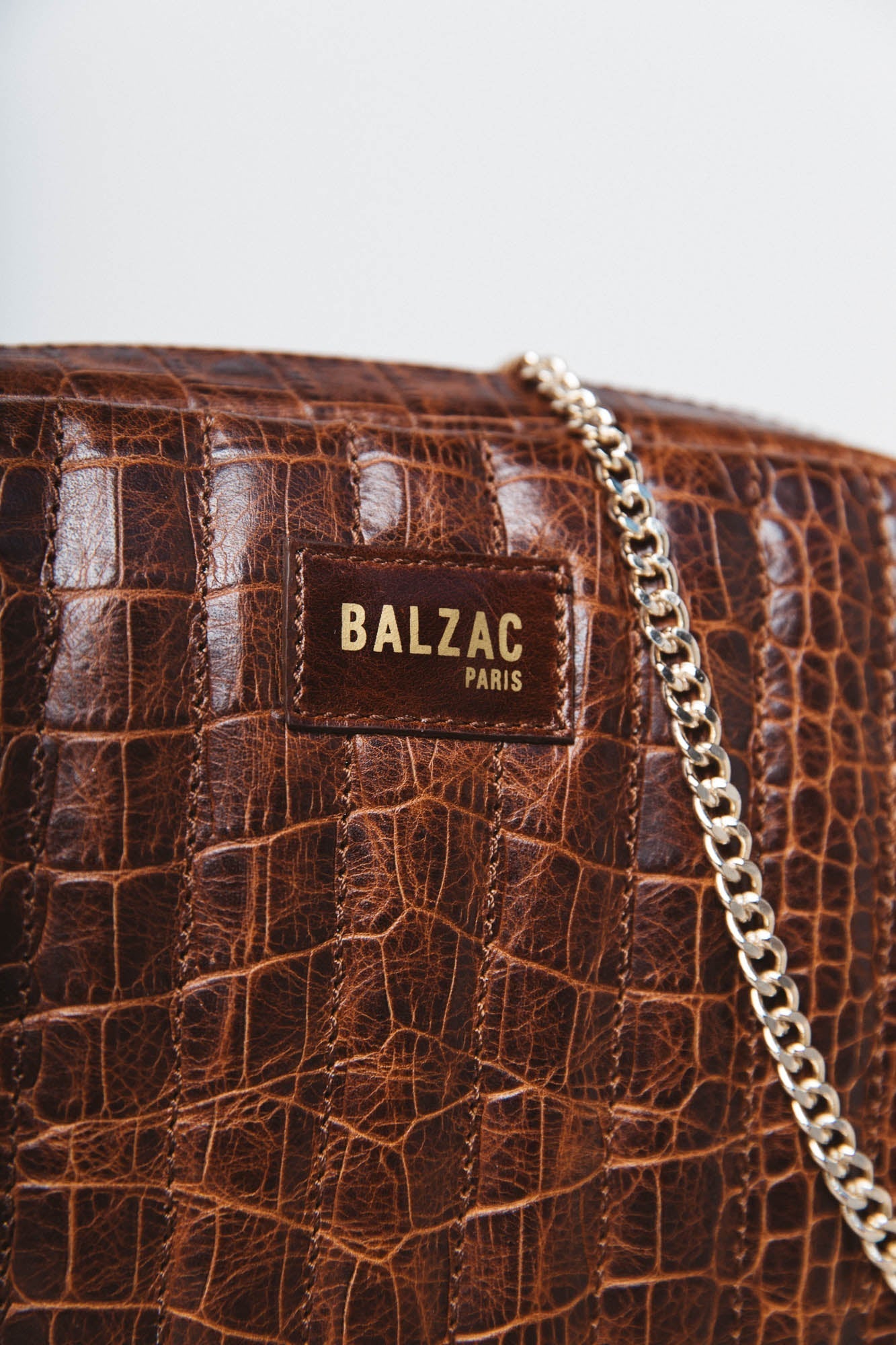 Sac César cognac embossé