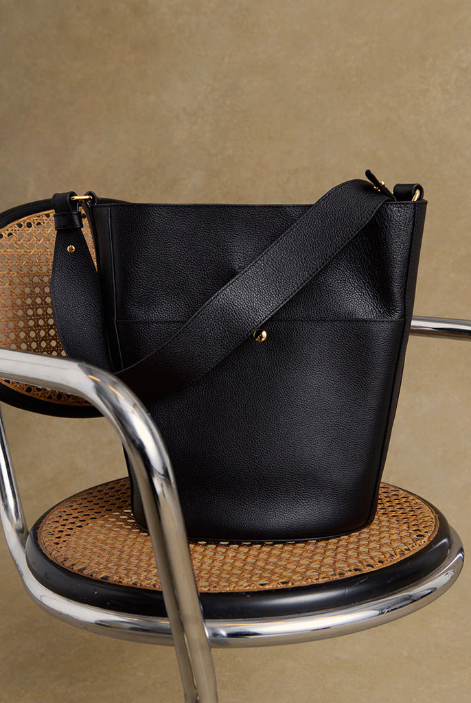 Sac Grand Sofia grainé noir intérieur marine