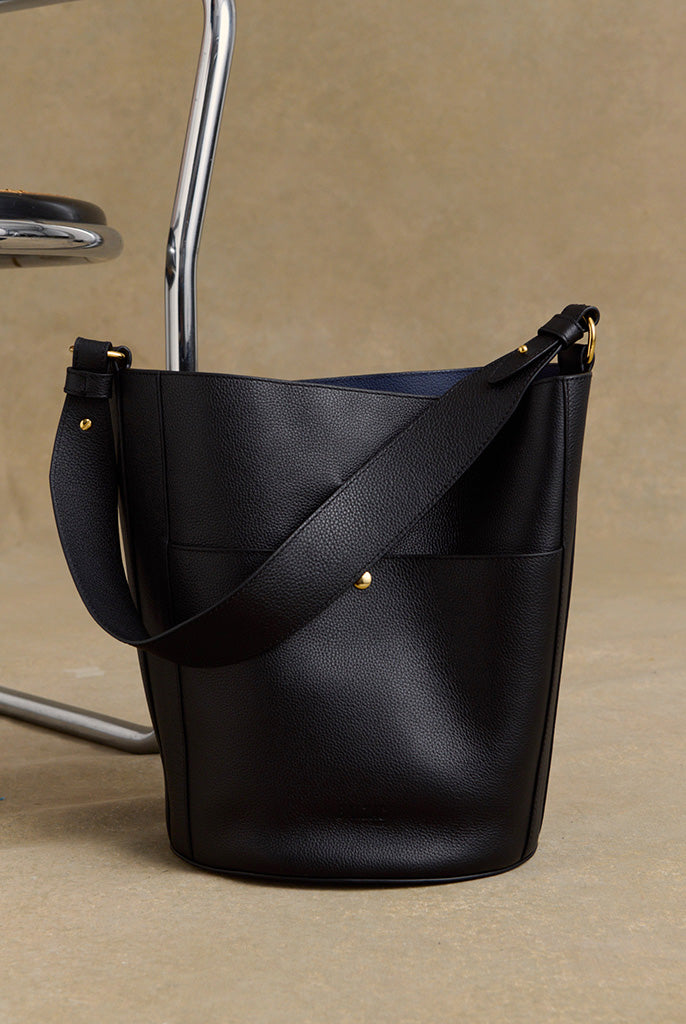 Sac Grand Sofia grainé noir intérieur marine