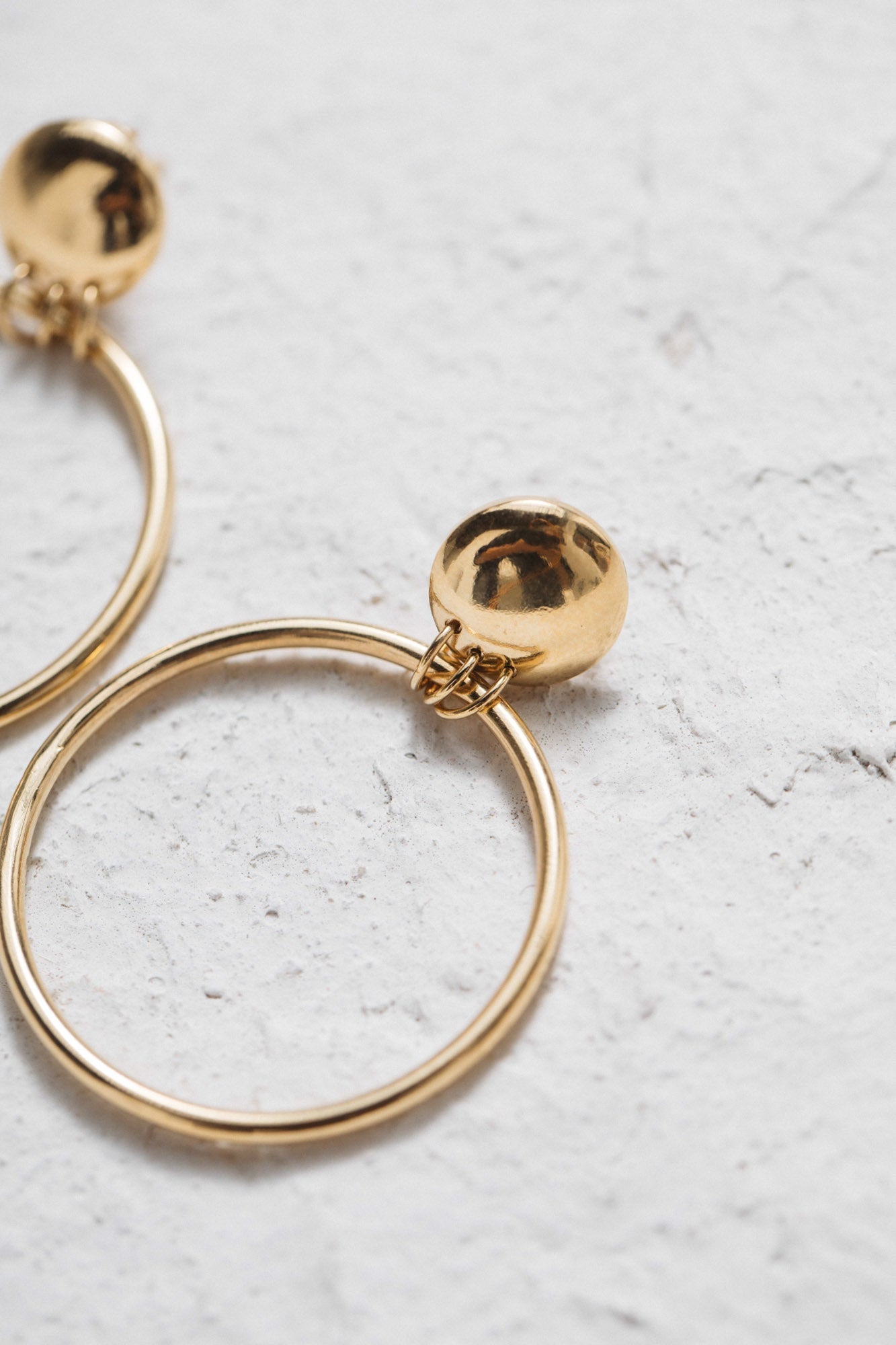 Boucles d'oreille Tila doré