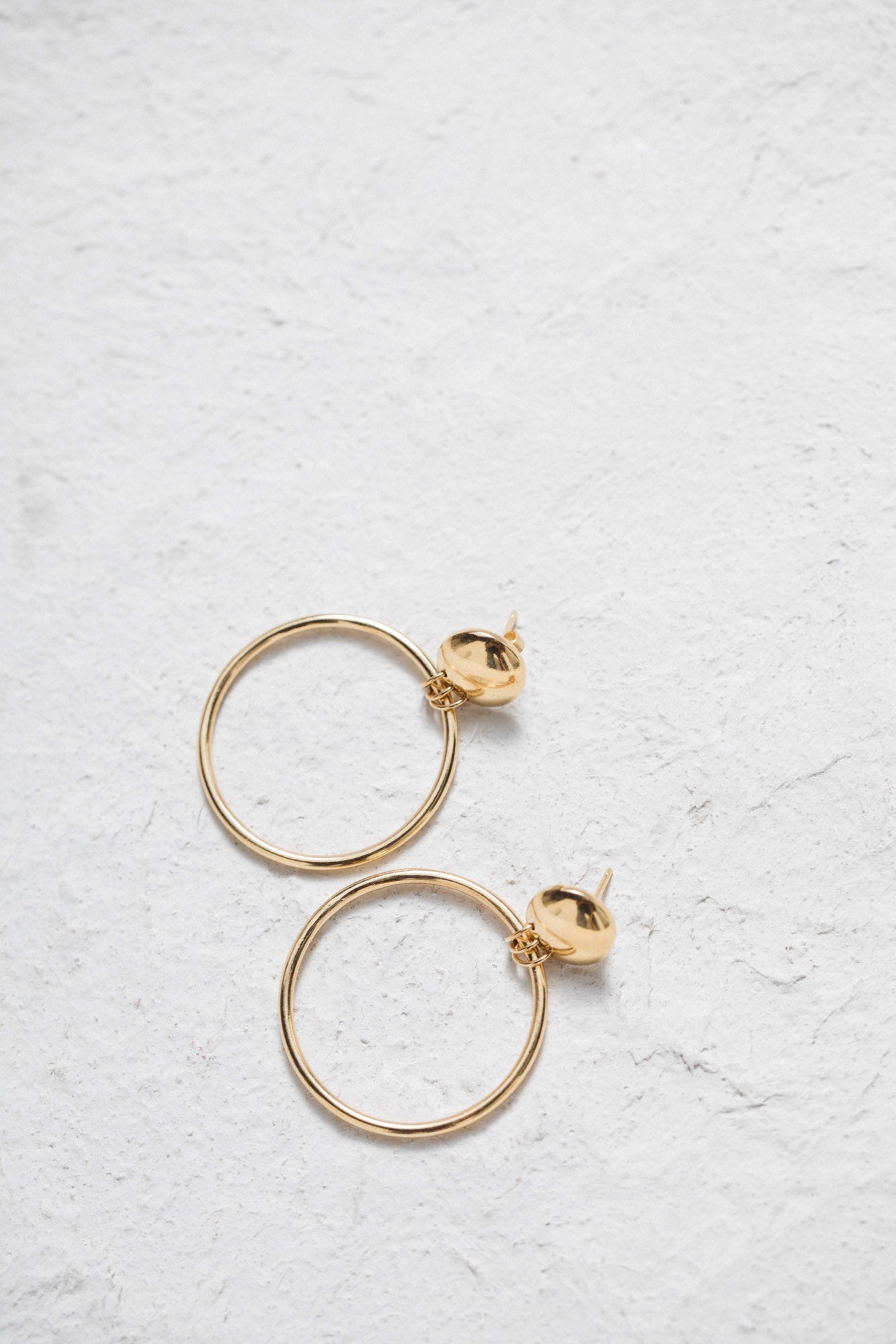 Boucles d'oreille Tila doré