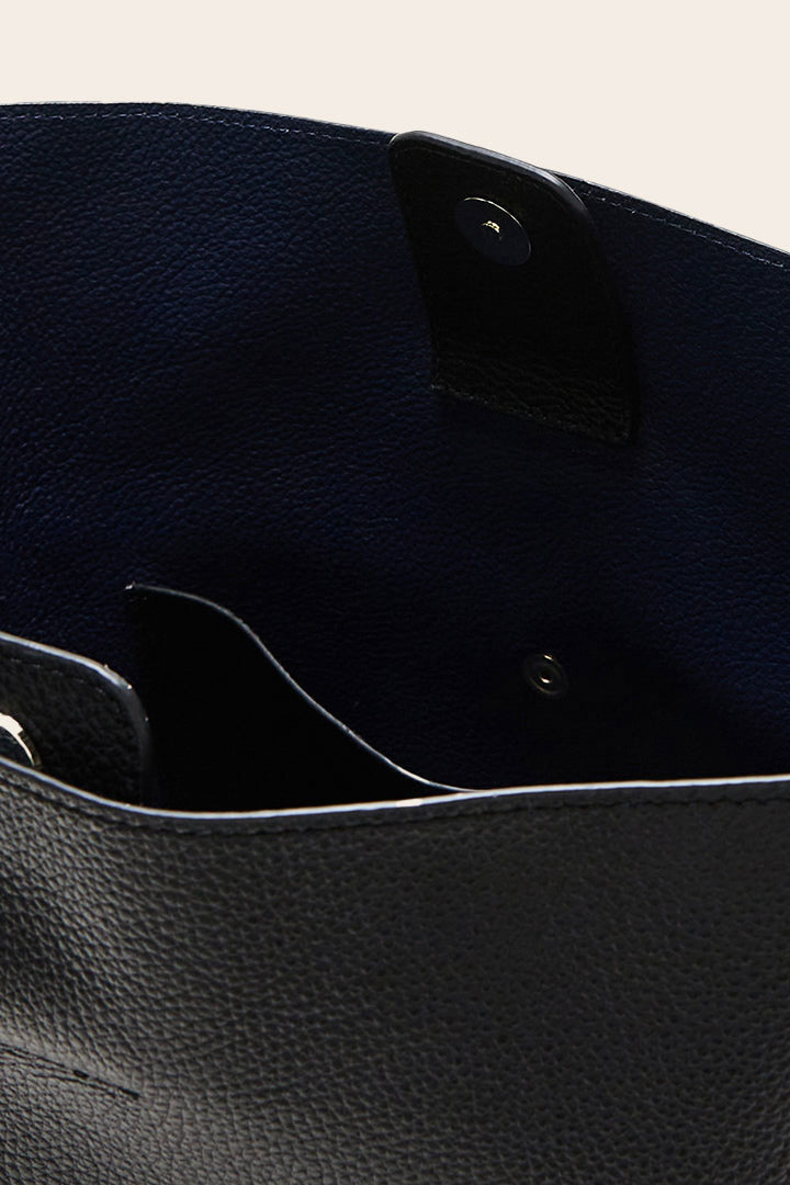Sac Grand Sofia grainé noir intérieur marine