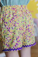 Short Curieux imprimé kyrielle de fleurs