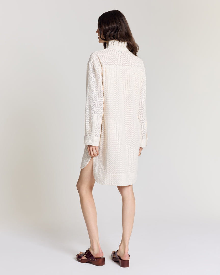 Robe Lioren guipure carreaux écru